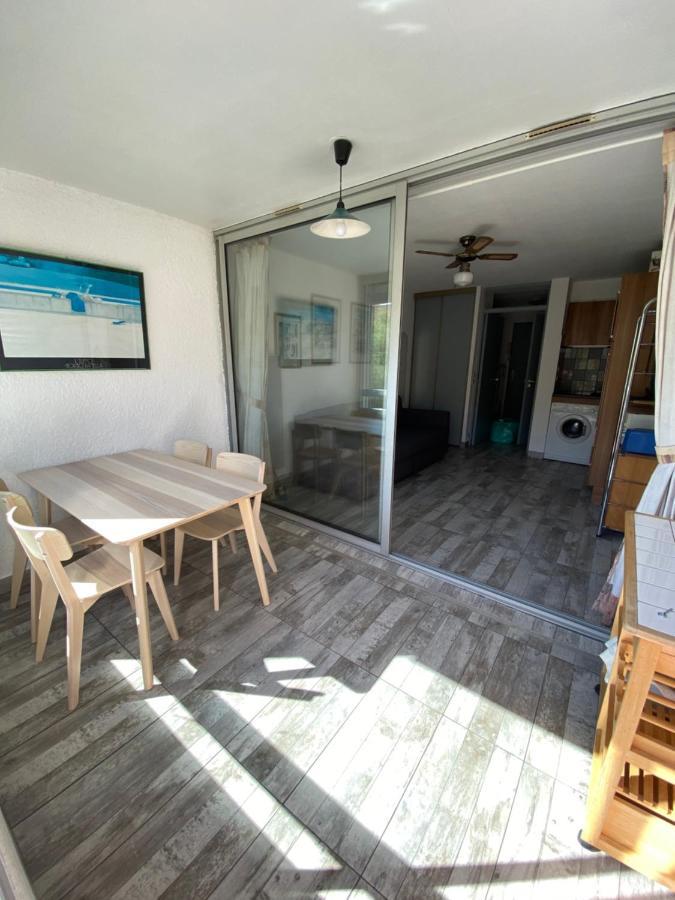 Spacieux Studio Sur Le Port De Hyeres Ngoại thất bức ảnh