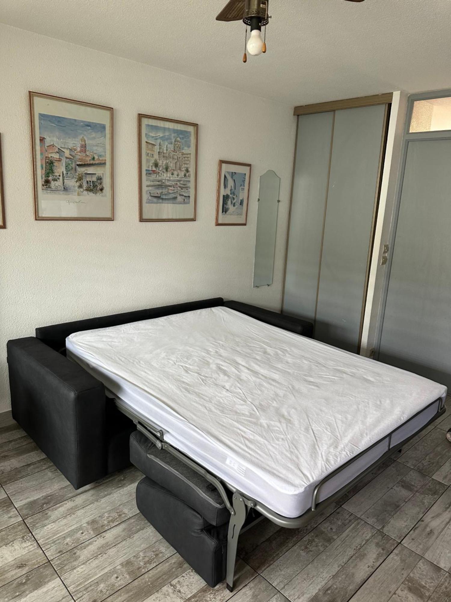 Spacieux Studio Sur Le Port De Hyeres Ngoại thất bức ảnh