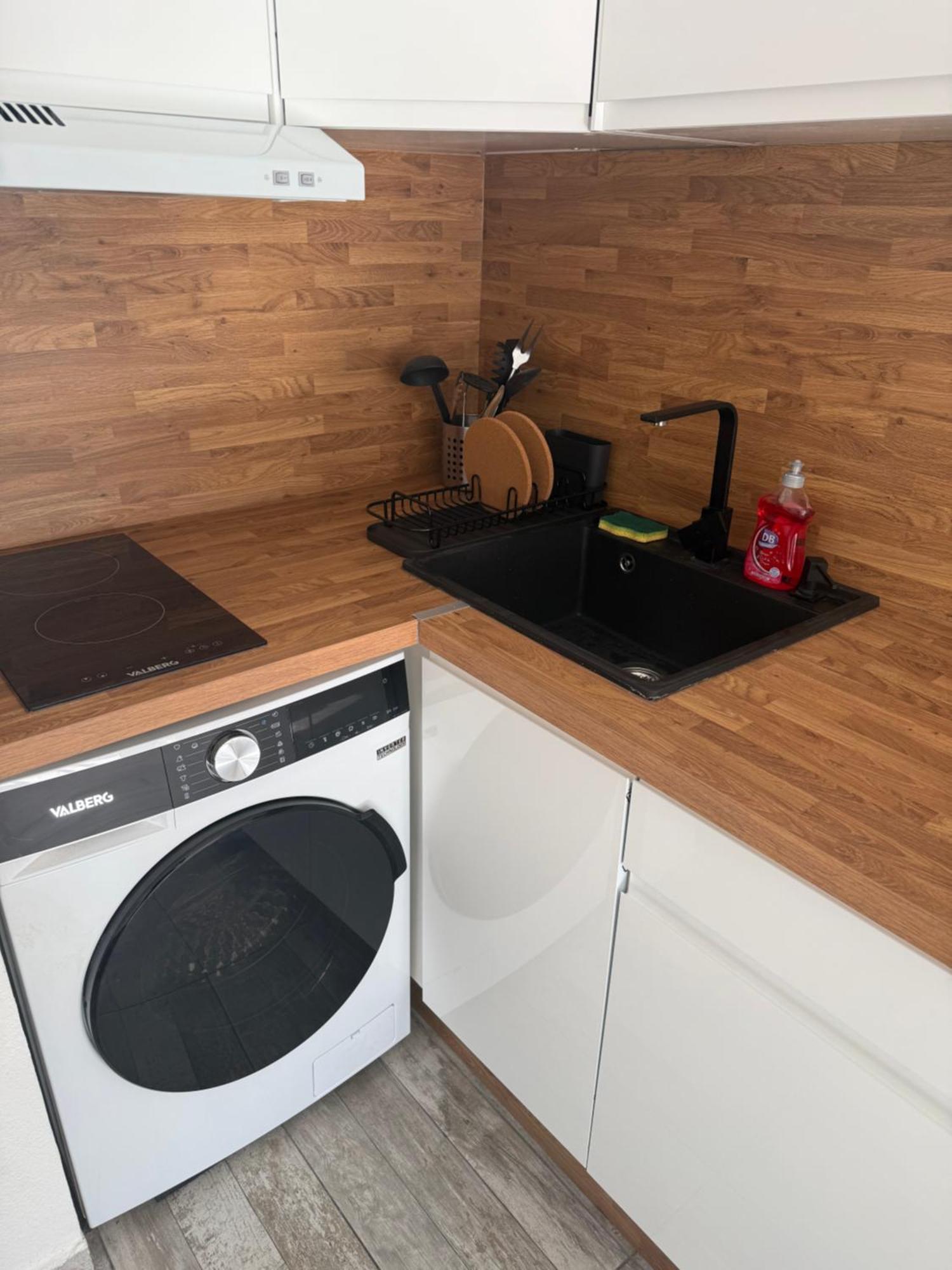Spacieux Studio Sur Le Port De Hyeres Ngoại thất bức ảnh